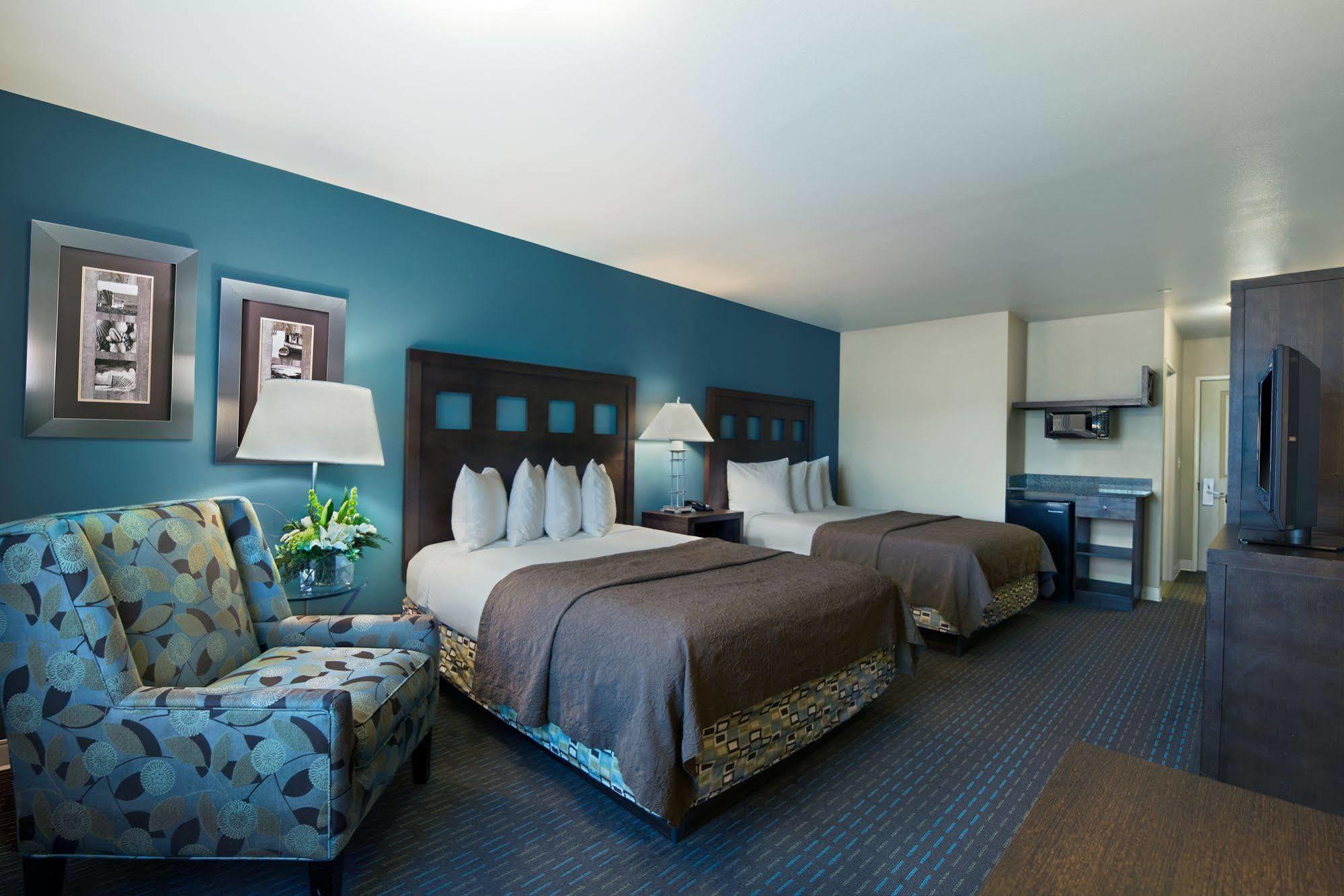Oxford Suites Silverdale Eksteriør billede