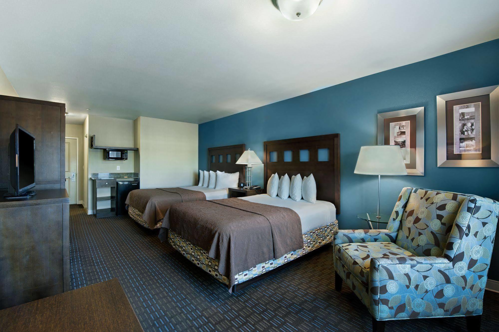 Oxford Suites Silverdale Eksteriør billede