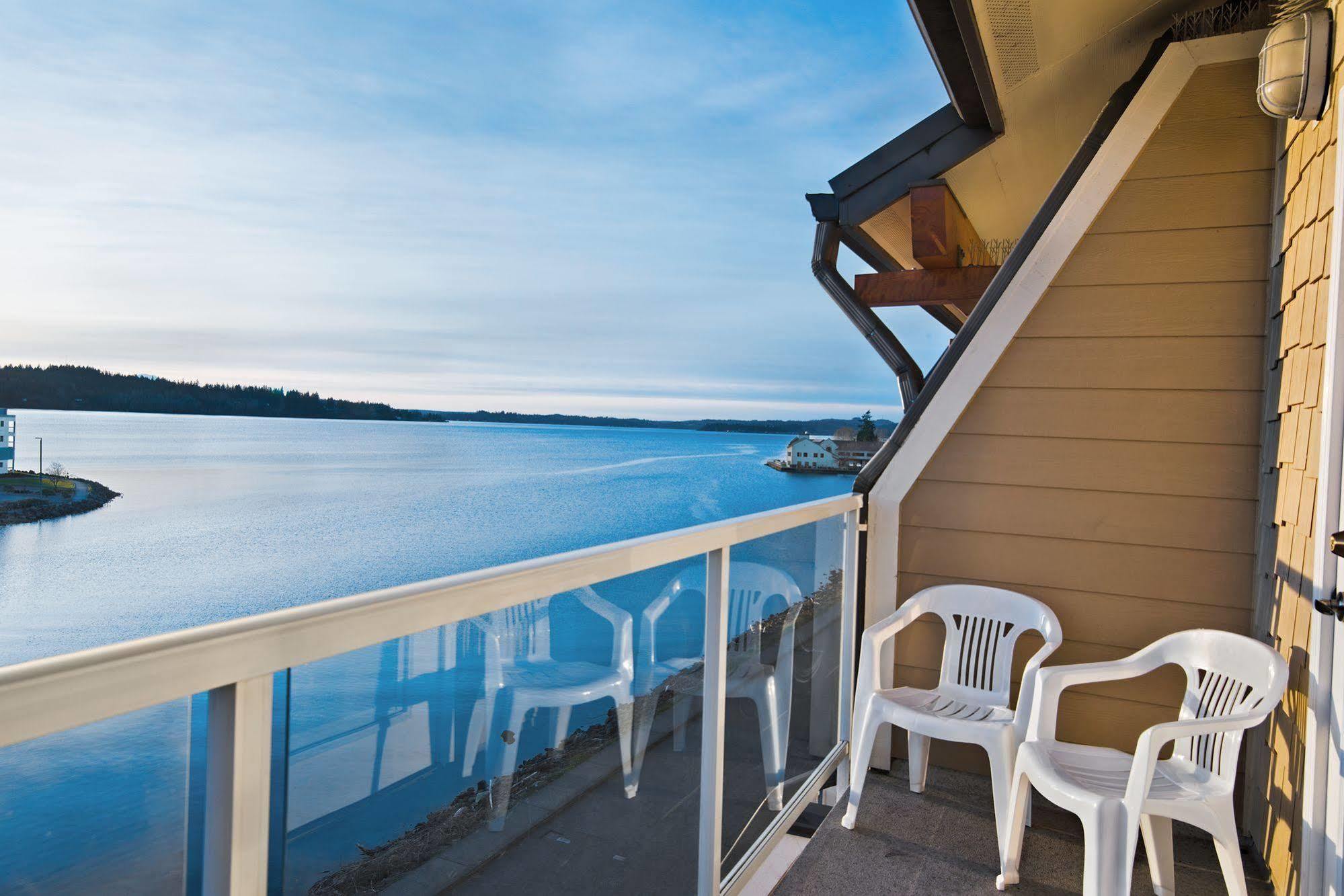 Oxford Suites Silverdale Eksteriør billede